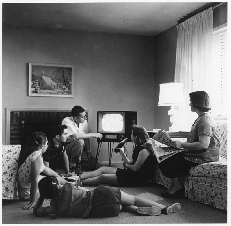 Écrans de la discorde : ce que les séries et les réseaux sociaux nous racontent — ou nous cachent — des violences domestiques